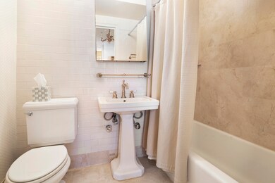 50 Park Ave unit 17A, New York, NY 10016 - photo 5