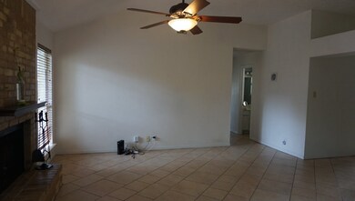 2617 La Mesa St, Bay City, TX 77414 - photo 4