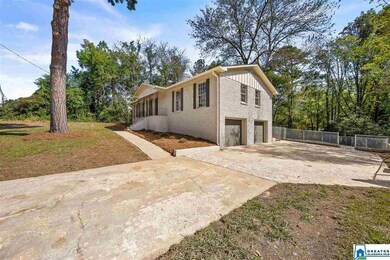 1705 Weirton Dr, Center Point, AL 35215 - photo 2