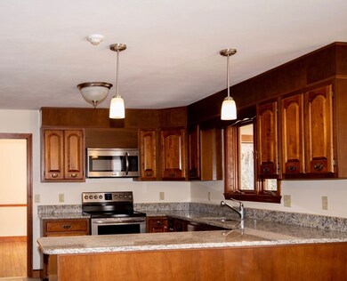 115 Candlestick Rd, North Andover, MA 01845 - photo 7