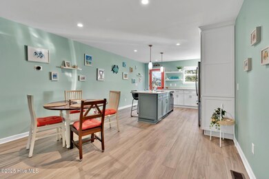 111 SW 24th St -32