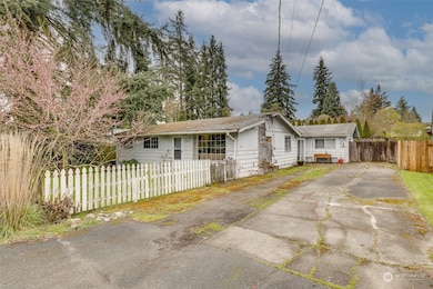 7729 200th St SW, Edmonds, WA 98026 - photo 3