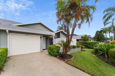 6654 SE Yorktown Dr, Hobe Sound, FL 33455 - photo 5