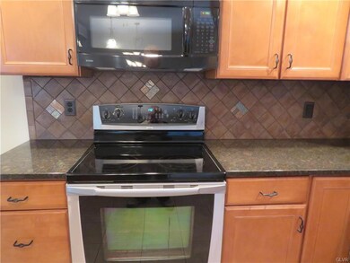 438 Larch Ln, Nazareth, PA 18064 - photo 6