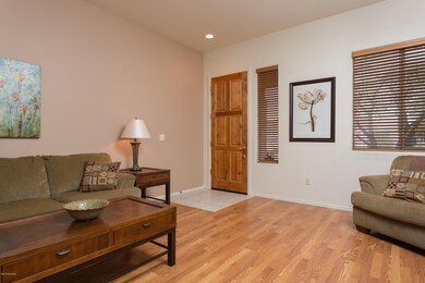 358 E. Calle Nacrita-7277