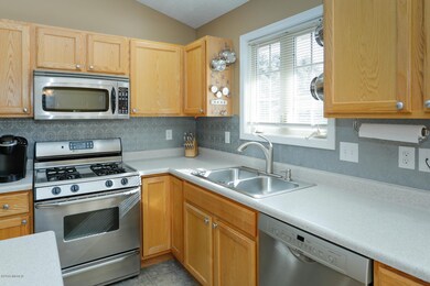 49711 Chase Way, Mattawan, MI 49071 - photo 5