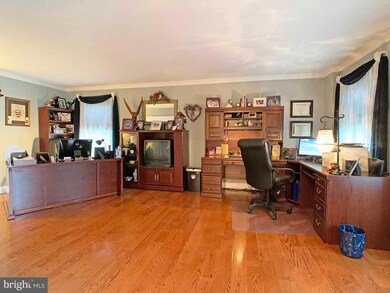 206 Hidden Spring Ln, Langhorne, PA 19047 - photo 7