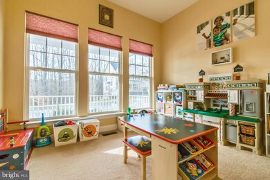 12630 Blue Sky Dr, Clarksburg, MD 20871 - photo 4