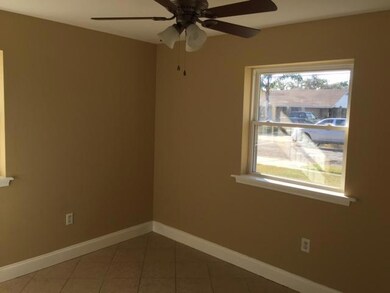 5115 Saint Ferdinand Dr, New Orleans, LA 70126 - photo 4