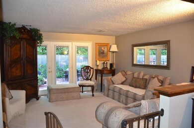 370 Grandview Ln, Grants Pass, OR 97527 - photo 4