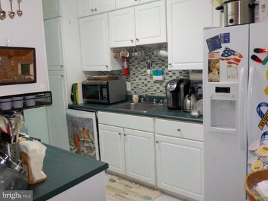 3167 Adderley Ct, Silver Spring, MD 20906 - photo 2