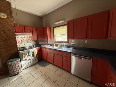 505 N 7th St, Vandalia, IL 62471 - photo 5