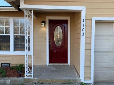 1103 Williams Ave, Cleburne, TX 76033 - photo 2