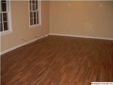 Nice Laminate Hardwood floors!!