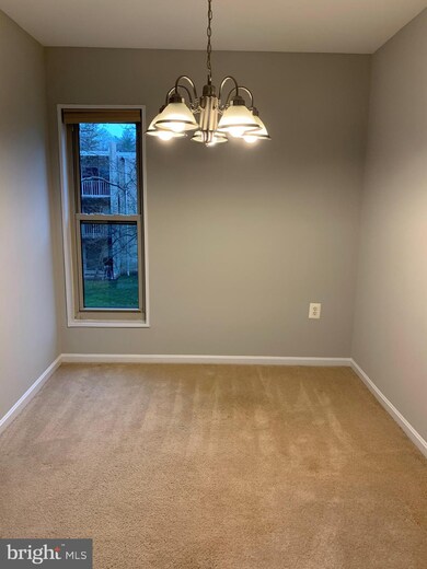 15 Canterbury Square unit 304, Alexandria, VA 22304 - photo 4