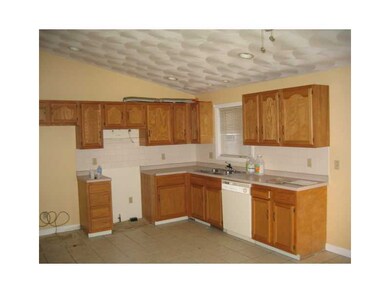 48 Sylvian St unit 50, Central Falls, RI 02863 - photo 2