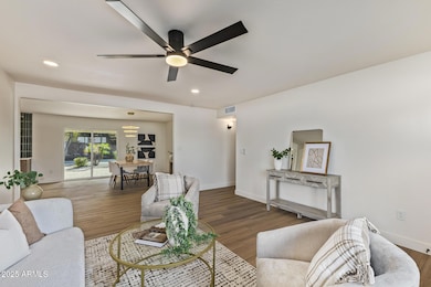 3401 E Shaw Butte Dr, Phoenix, AZ 85028 - photo 6