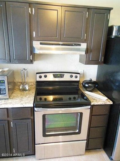 3 - Kitchen View 1D