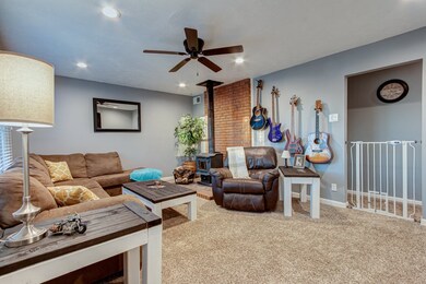 6222 Indian Dr, Newburgh, IN 47630 - photo 5