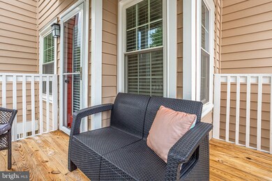 5814 Inman Park Cir unit 120 (180), Rockville, MD 20852 - photo 3