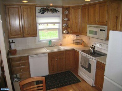 717 Jonathan Dr, King of Prussia, PA 19406 - photo 4