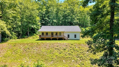 155 Pebble Ridge Rd, Spruce Pine, NC 28777 - photo 5
