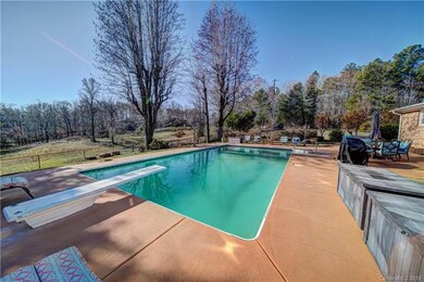 10 Foot Deep End! Cannon Ball Ready!