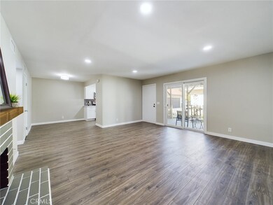 731 S Hayward St unit 2, Anaheim, CA 92804 - photo 7