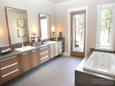 61339 Triple Knot Rd, Bend, OR 97702 - photo 7