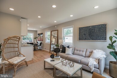 5714 Fenwick Dr, Alexandria, VA 22303 - photo 5