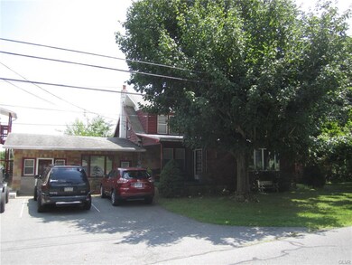 664 Batts Switch Rd, Pen Argyl, PA 18072 - photo 3