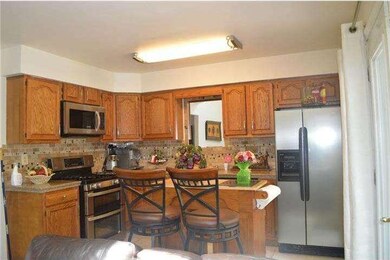 27 Barry Dr, Mantua, NJ 08051 - photo 3