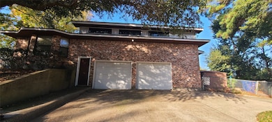 2604 Bois d Arc St, Huntsville, TX 77320 - photo 2