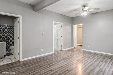 2911 Des Moines St, Des Moines, IA 50317 - photo 4