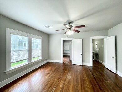 4009 Oak Ridge St, Houston, TX 77009 - photo 6