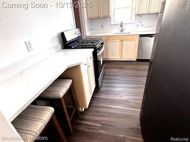 22133 David Ave, Eastpointe, MI 48021 - photo 7