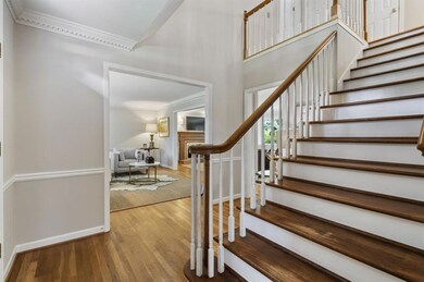 6915 Hunters Knoll NE, Atlanta, GA 30328 - photo 3