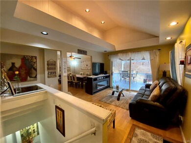 647 E Wyoming St, Allentown, PA 18103 - photo 3