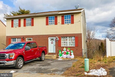 703 S Armour St, Allentown, PA 18103 - photo 2