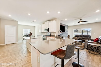 14-web-or-mls-14_3963 Pondside Ct