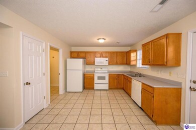 1112 Northridge Dr unit A, Elizabethtown, KY 42701 - photo 3