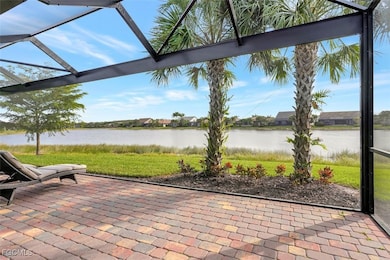 Panoramic screen water view