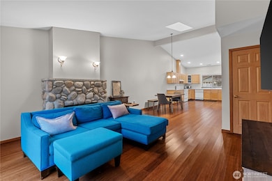 527 Radey St, Port Orchard, WA 98366 - photo 5