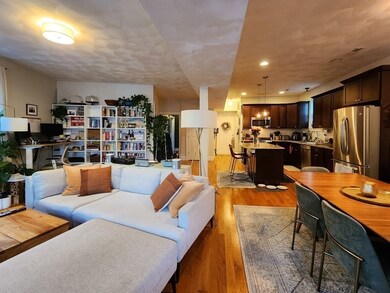 98 Washington Square unit 8, Salem, MA 01970 - photo 4