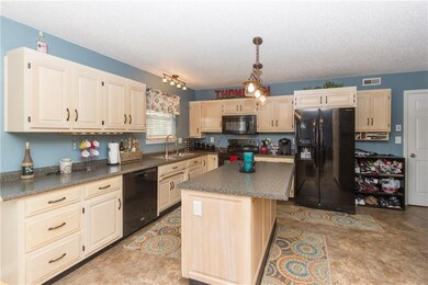 1325 Pamela Dr, Franklin, IN 46131 - photo 6