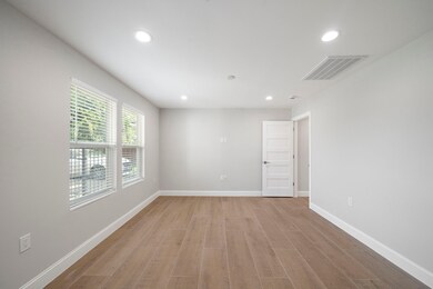 1823 Studewood St unit A, Houston, TX 77008 - photo 4