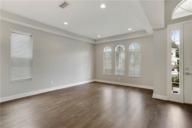 Formal living 