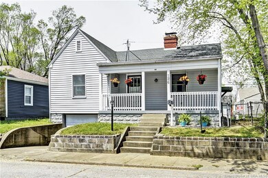 126 W Cottom Ave, New Albany, IN 47150 - photo 2