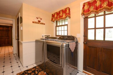 9 Hemlock Cir, Sandown, NH 03873 - photo 7