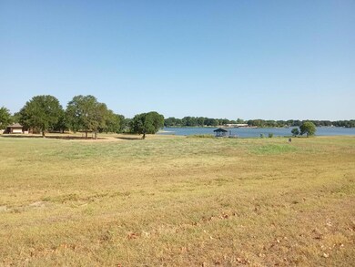 1901 Lakeside Dr, Bonham, TX 75418 - photo 3